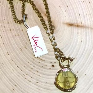 VLN Style gold tone pendant necklace key